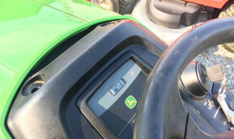 How Many Hours Do Riding Mowers Last? Mechanic & owners view