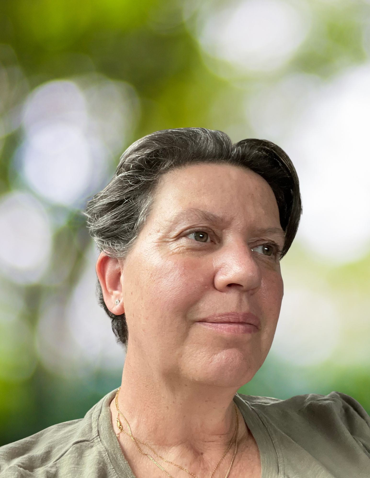 Tara Head shot